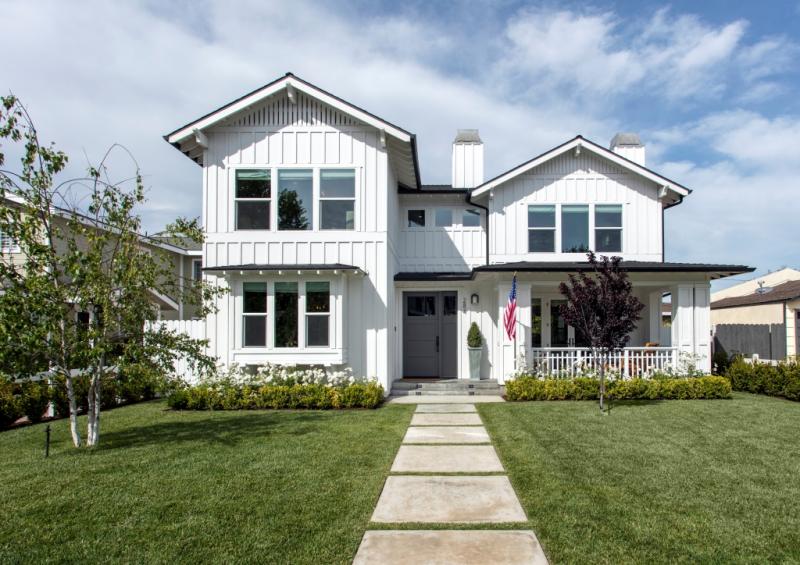 Eastside Costa Mesa, New construction, white board and batten, transitional style